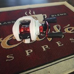 Abu Garcia Major League Fishing Bait Caster Reel
