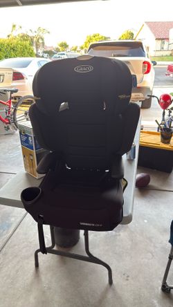 Gracious Car seat
