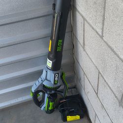 EGO 765 CFM Blower with battery and charger