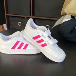 Adidas Girls Size8