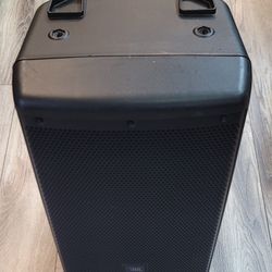 JBL EON610 Powered Speaker