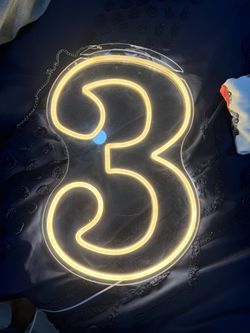 Number 3 neon sing
