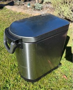 25L Simple Human pet food container