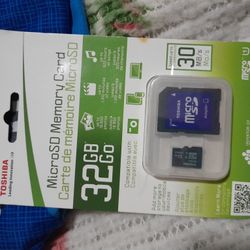 Toshiba 32gb Micro SD Memory Card With Adapter 