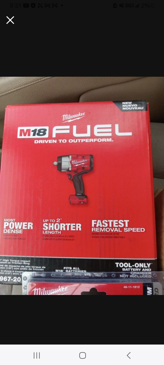 Milwaukee Fuel 1/2" High Torque Impact Wrench 