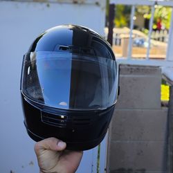 Motorcycle helmet