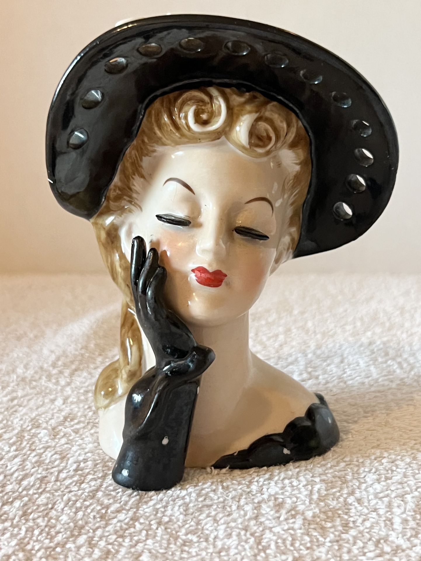 Vintage Napco Lady Head Vase-S569A- 5 1/4" tall-Original Sticker