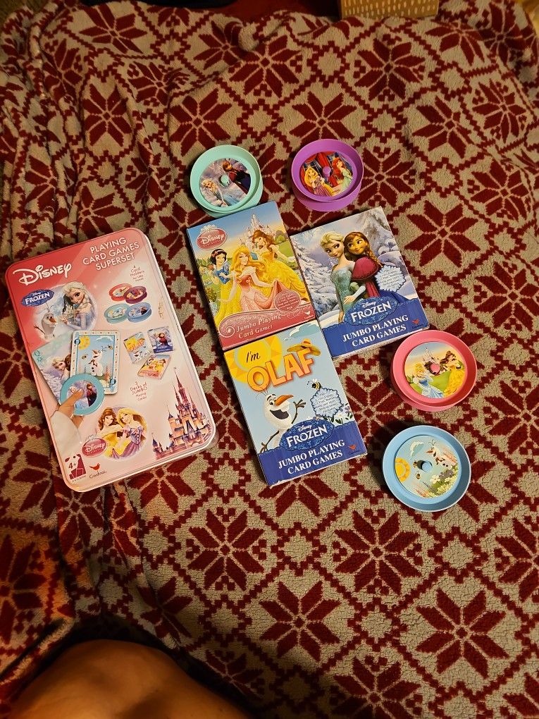 $3 🎁✨️ DISNEY PLAYING CARDS SUPERSET