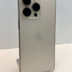 Apple iPhone 14 PRO MAX 256gb. ( Fully Unlocked Phone )