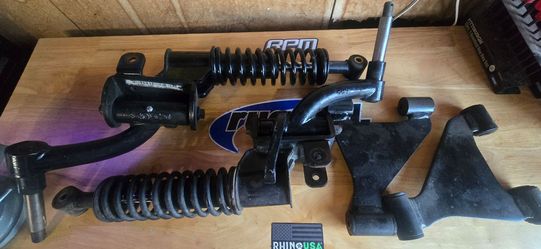 Ezgo Rxv golf cart 6" lift front shocks with 6" spindle drop & A arms