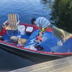 12' Fishing Boat *no trailer included*