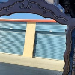 BEAUTIFUL Antique mirror.