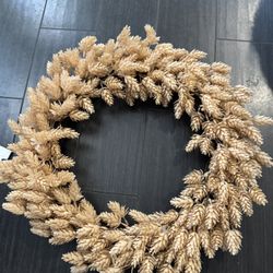 Heart & Hand 20” wreath