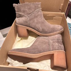 UGG Kasen suede fur lined ankle boots