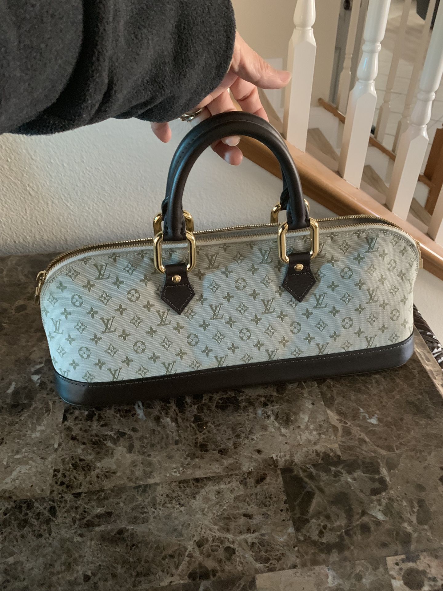 Rare Authentic Louis Vuitton hand bag