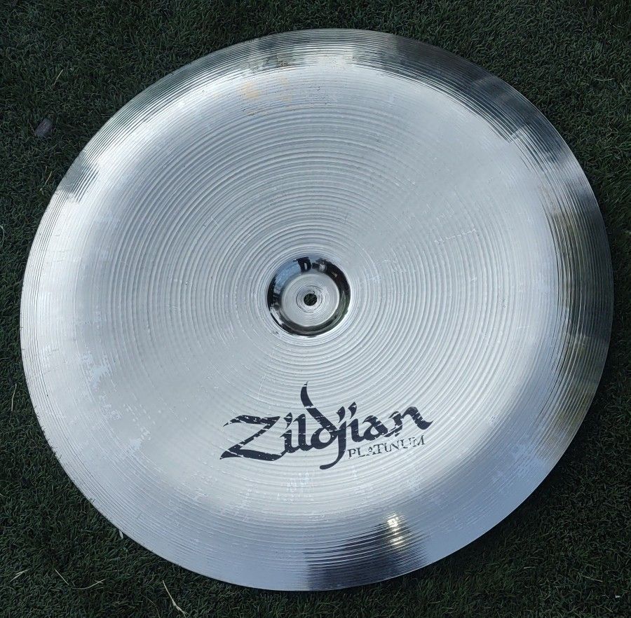 22 " Zildjian China Boy Low Cymbal Platinum Series