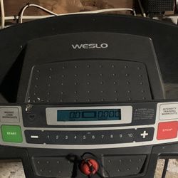 Weslo Cadence G 5.9 Treadmill For $180