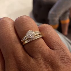 Wedding Ring Set for Sale