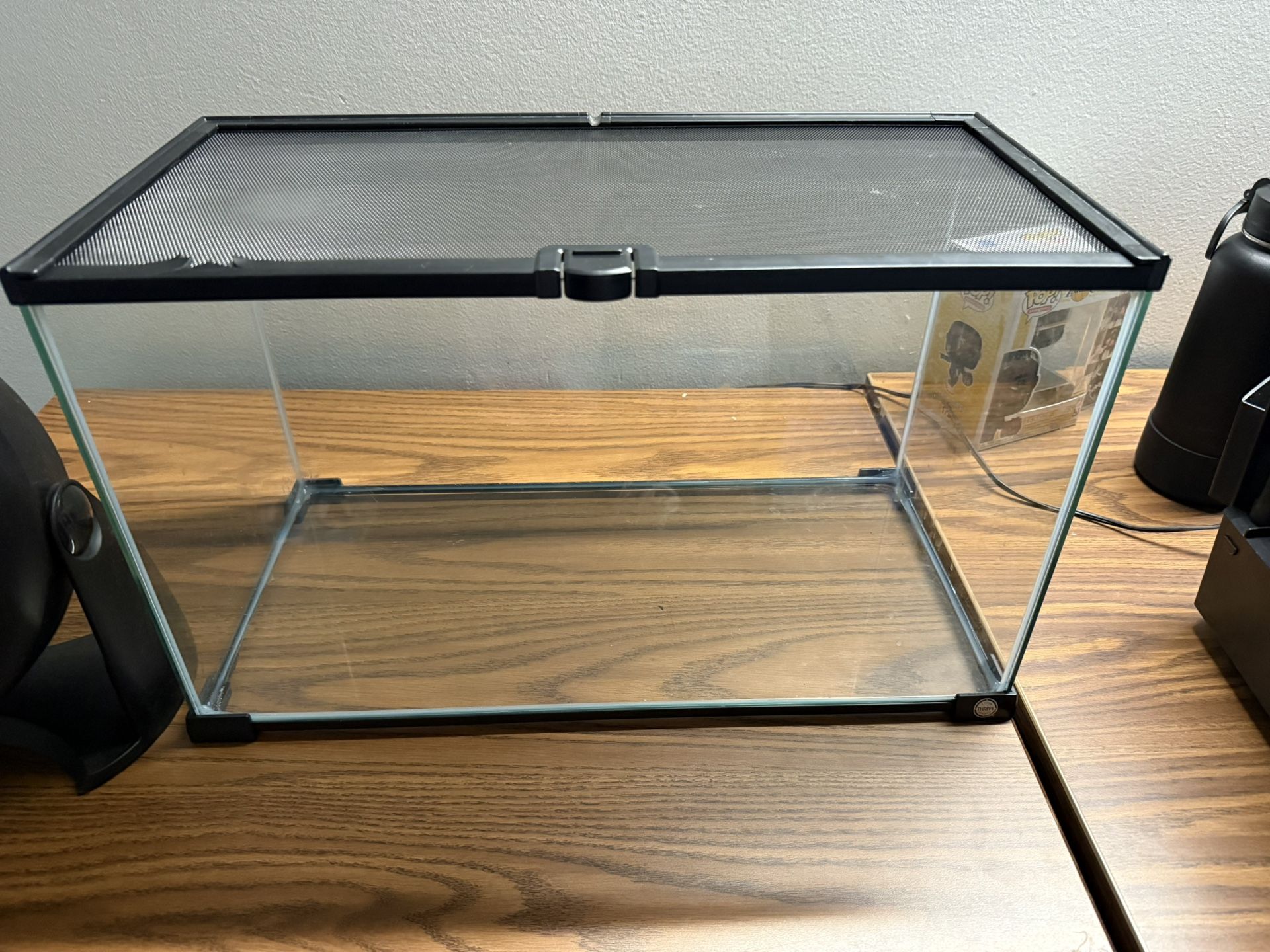 10 Gallon Fish Tank with Filter 