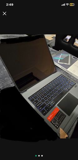 IPad Air M2 13 Inch Keyboard And Case