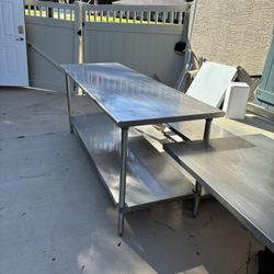 RESTAURANT ITEMS XTABLE X SHELFS