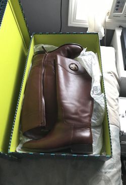 Tory Burch Ashlynn riding boot -Venus leather for Sale in Hayward, CA -  OfferUp
