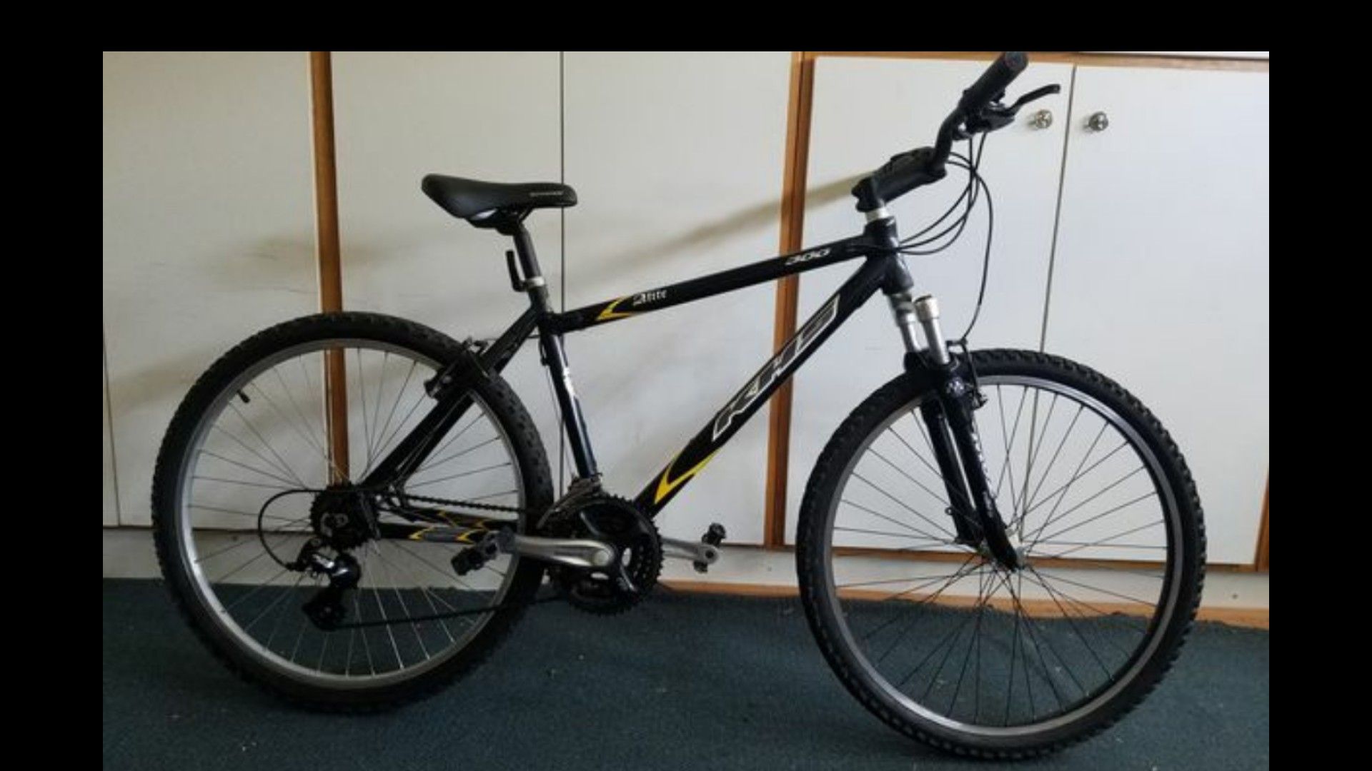 KHS hardtail mountain bike 26"