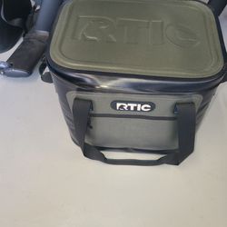 RTIC 30 Soft Cooler