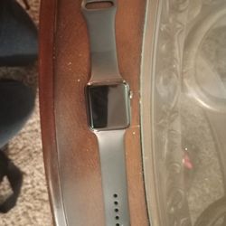 Series 3 Black Apple Watch With Gps OBO