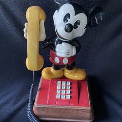 Mickey Mouse phone
