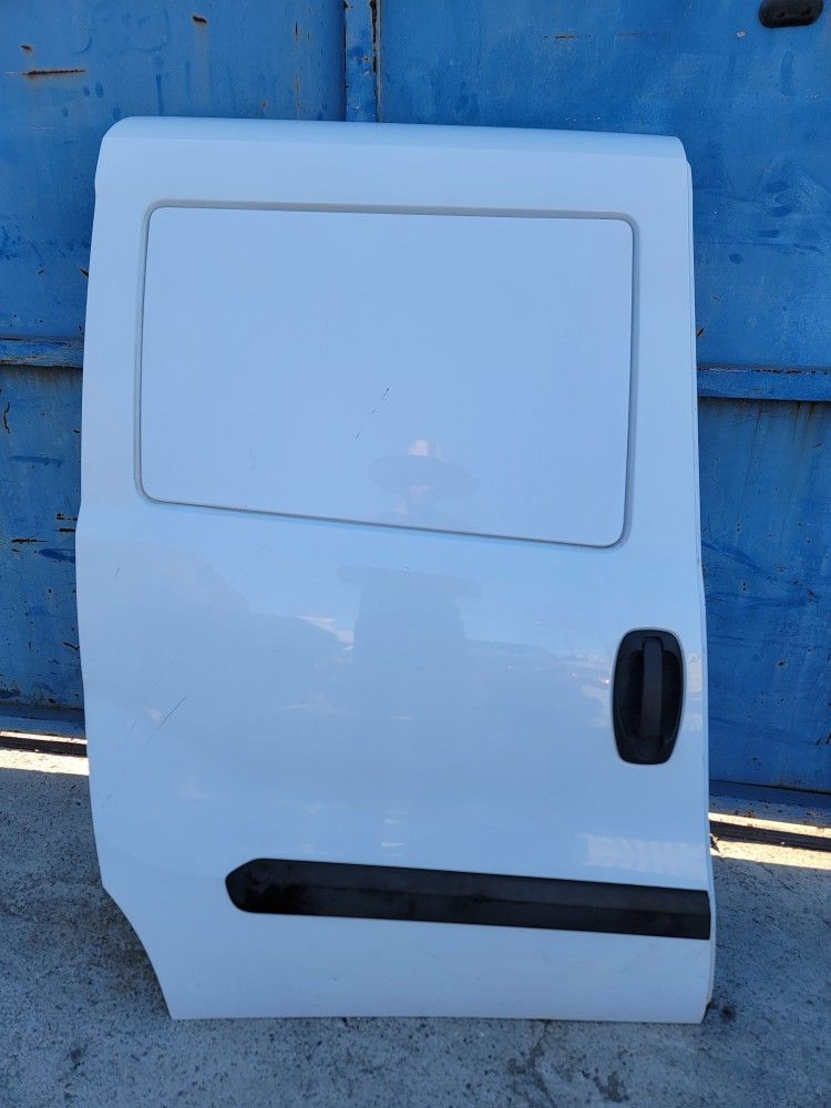 Hood $500
Slide door $400
Seats: $300 each