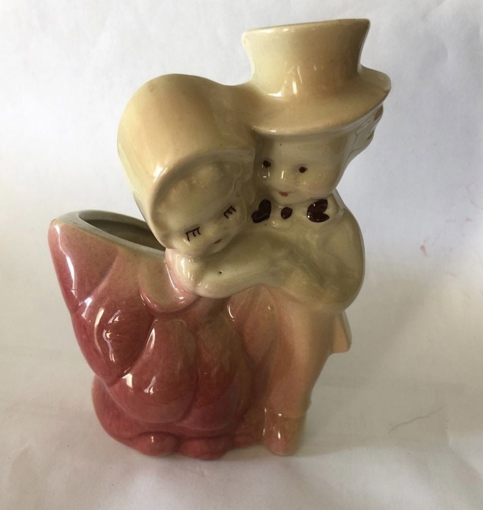 Vintage Shawnee PLANTER / VASE, Boy & Girl, Bride & Top Hat Groom Dancing 5 1/4”