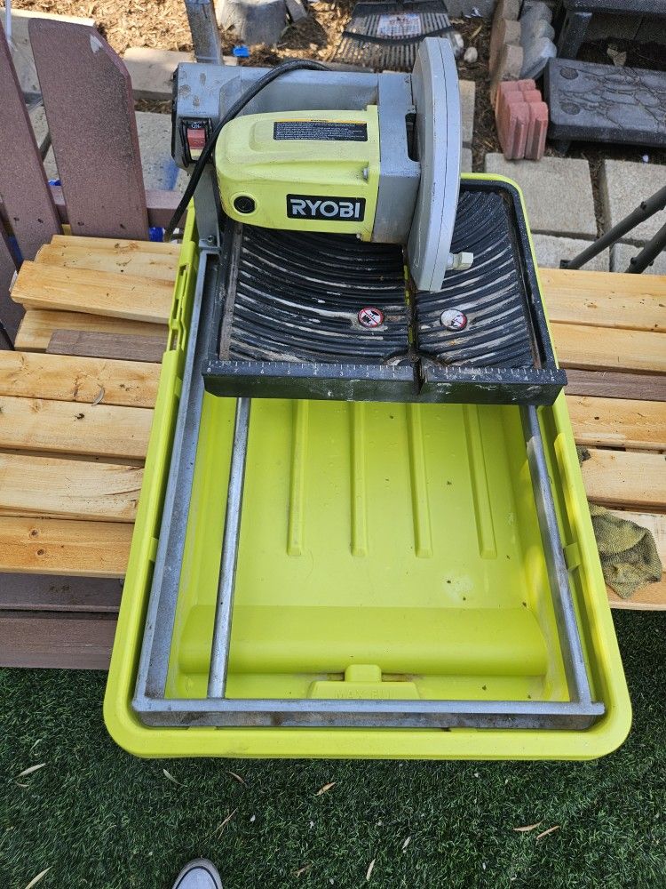 Table Top Tile Saw
