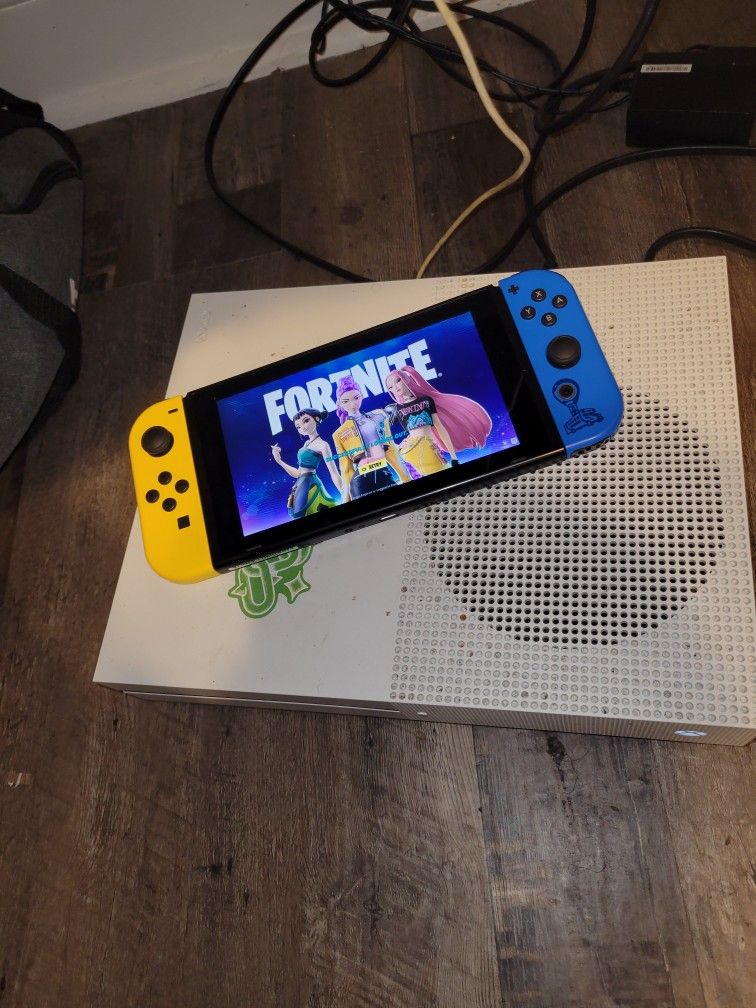 Xbox And Switch