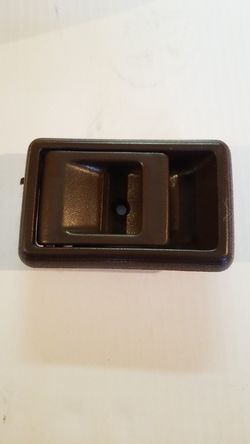 89/90 Toyota corola passenger door handle