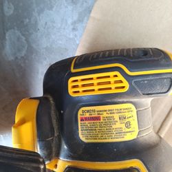 DeWalt sander