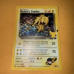 Rocket's Zapdos - 15/132 - Pokemon Celebrations Classic Collection Holo Rare