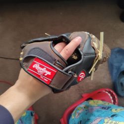 Rawlings Outfield Glove