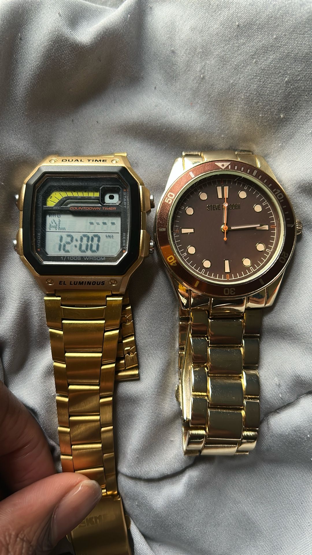 2 Watches For $20 I Only Take Cash Apps , And I Do Meet Ups In Memphis