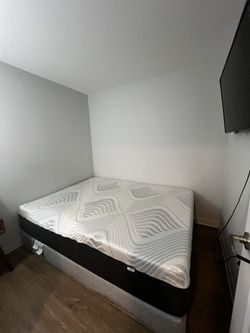 Signature hybrid Queen Dual Mattress