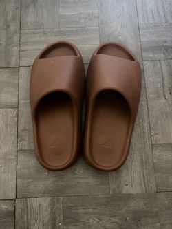 Adidas Yeezy Slides 'Flax'
