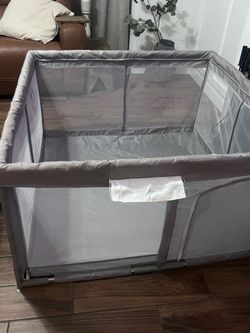 Baby play pen with baby play mat