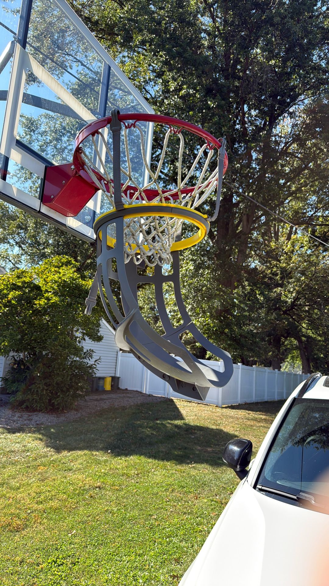 SKYLZ Basketball Kick Out