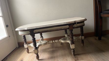 Vintage coffee table 20$