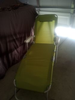 Lounge chair