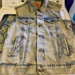  Levi's Men's Regular Denim  Vest Size Small Made In Mexico 
