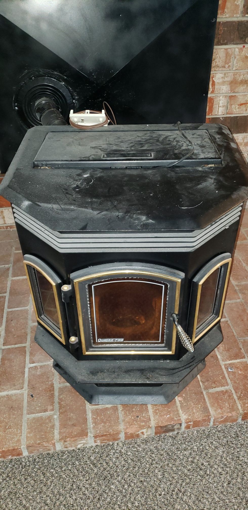 Warnock Hersey Quadra Fire 800 Pellet Stove for Sale in Port Orchard