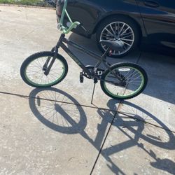 Kids Huffy Bike 