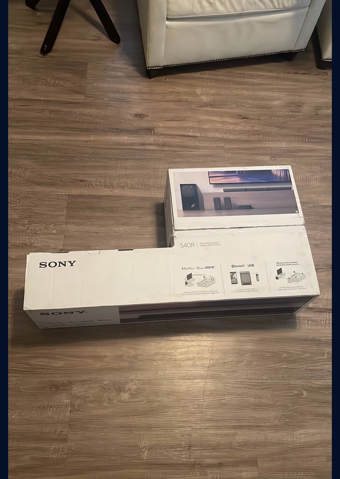  Sony HT-S40R 5.1ch Home Theater Soundbar System.  