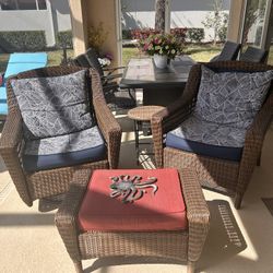 Patio Furniture. 6 Pieces